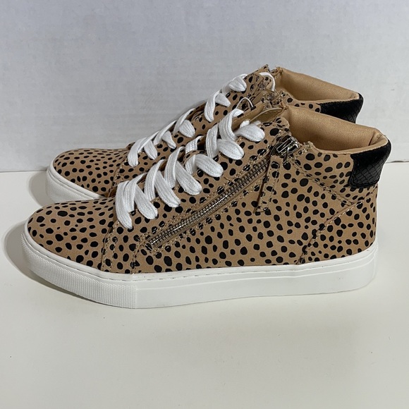 Universal Thread Leopard Print High Top Sneakers Women’s Size 8 Lace Up & Zip - Picture 2 of 9